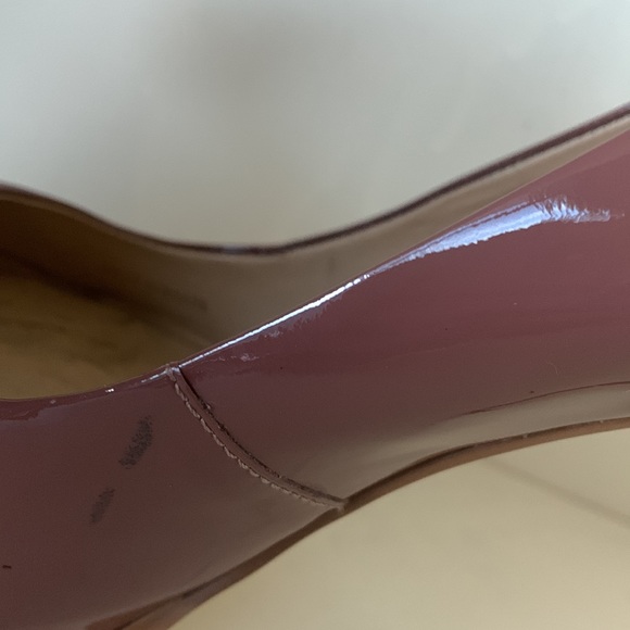 Woman’s leather shoe - Picture 5 of 7